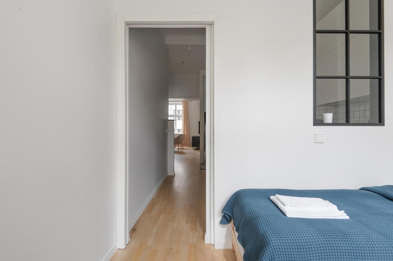 Wehost Fabulous 2Br In Prestigious Punavuori @Iso Roobertinkatu 26 Гельсінкі Екстер'єр фото