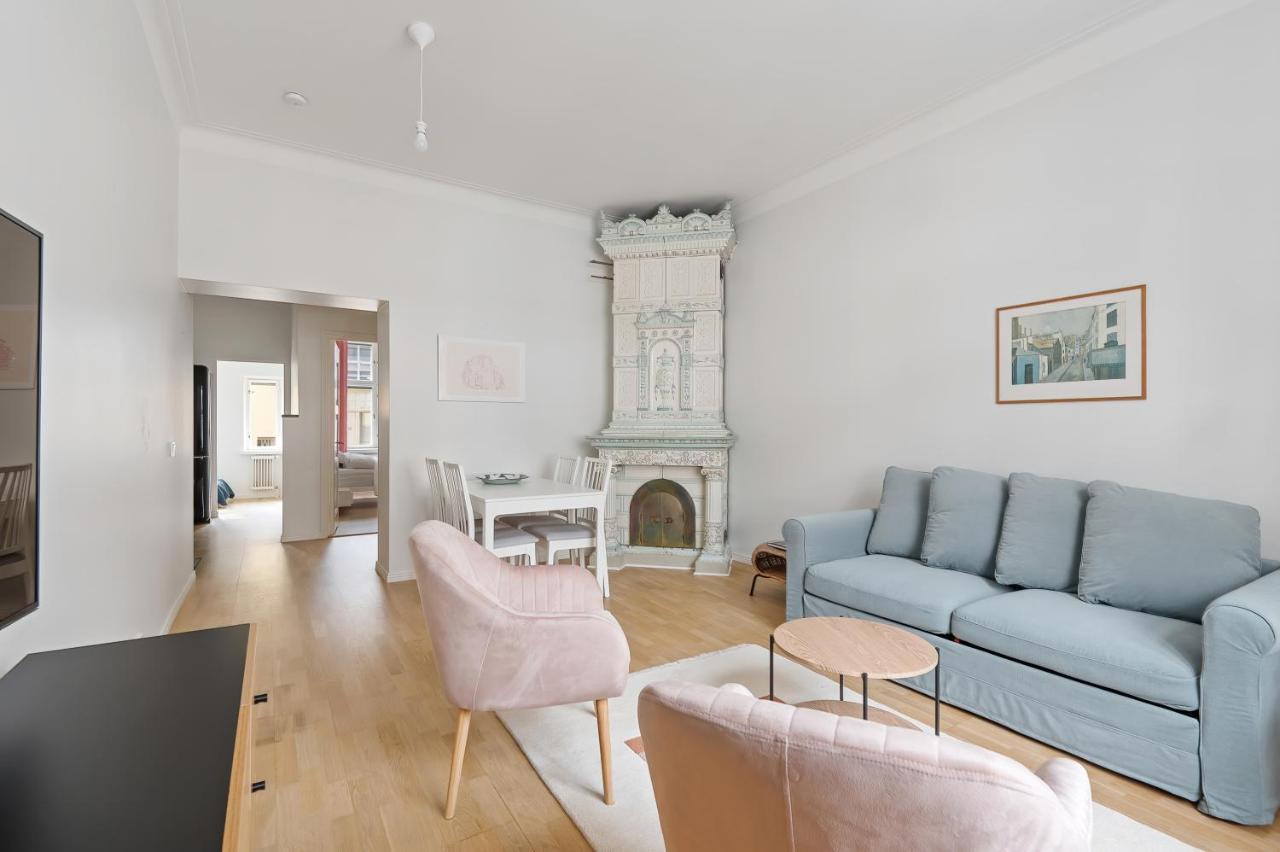 Wehost Fabulous 2Br In Prestigious Punavuori @Iso Roobertinkatu 26 Гельсінкі Екстер'єр фото