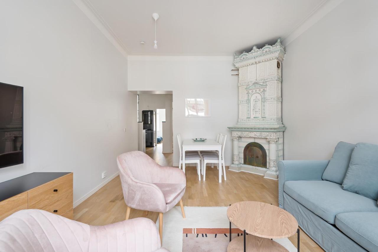 Wehost Fabulous 2Br In Prestigious Punavuori @Iso Roobertinkatu 26 Гельсінкі Екстер'єр фото